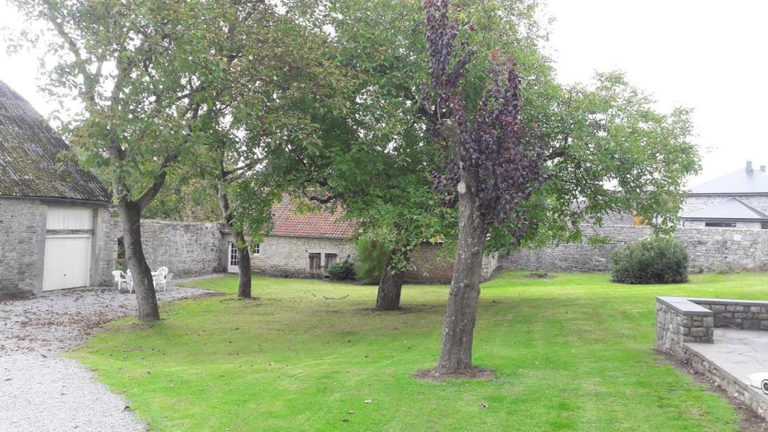 Gite La Grange D'Herbuchenne Dinant Esterno foto